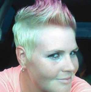 Meet your Posher, April